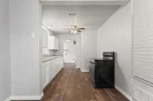 407 W Carnegie St, Winnsboro, TX 75494 - Photo 6