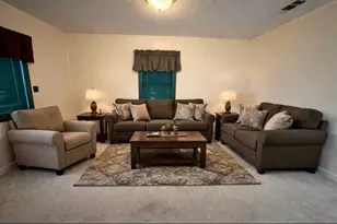 730 Sunset Dr, Irving, TX 75061 - Photo 6