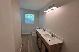 501 White St, Whitesboro, TX 76273 - Photo 8