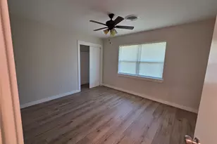 501 White St, Whitesboro, TX 76273 - Photo 6