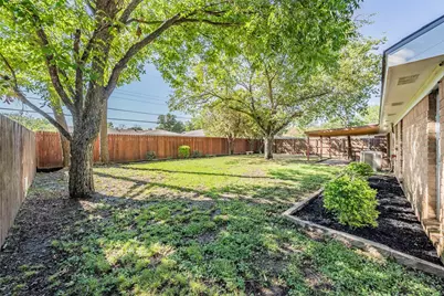 821 Prestwick Street, Bedford, TX 76022 - Photo 36