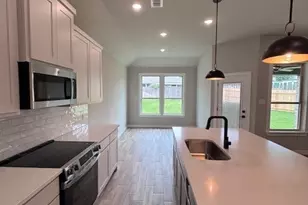 215 Sweetwater Dr, Weatherford, TX 76086 - Photo 10