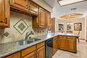 517 Highland Park Dr, Hurst, TX 76054 - Photo 14