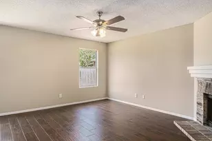 8732 Hunters Point Way, Fort Worth, TX 76123 - Photo 4