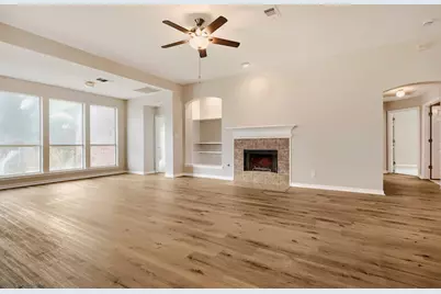 2306 Everton Drive, Arlington, TX 76001 - Photo 6
