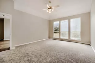 2306 Everton Dr, Arlington, TX 76001 - Photo 16
