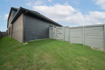 8805 Acorn Avenue, Justin, TX 76247 - Photo 2