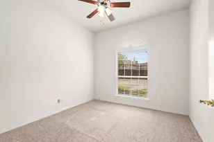 9212 Cornerstone Dr, Plano, TX 75025 - Photo 18