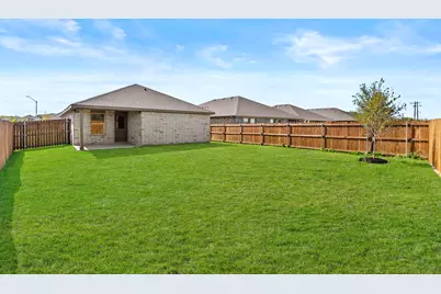 504 Marsh Street, Cleburne, TX 76033 - Photo 22