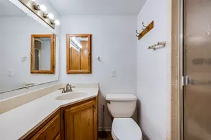 3711 E Devonshire Ct, Irving, TX 75062 - Photo 14