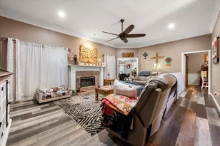 2800 Coventry Rd, Crowley, TX 76036 - Photo 6