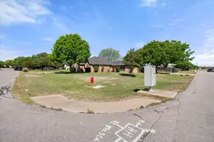 2800 Coventry Rd, Crowley, TX 76036 - Photo 40