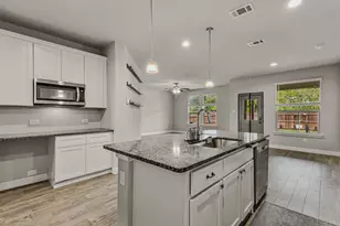 613 Heartland Dr, Glenn Heights, TX 75154 - Photo 6