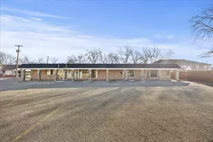 2108 Monroe St, Commerce, TX 75428 - Photo 1