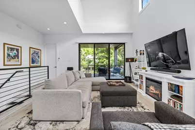 2325 Hondo Avenue, Dallas, TX 75219 - Photo 12