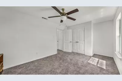 604 Holiday Hills Drive, Mineral Wells, TX 76067 - Photo 30