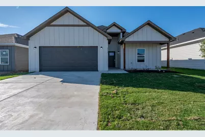 213 Marble Creek Drive, Fort Worth, TX 76131 - Photo 1