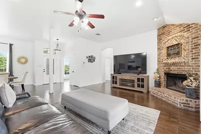 5965 Feather Wind Way, Fort Worth, TX 76135 - Photo 12