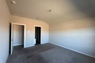 820 Lakeview Dr, Alvarado, TX 76009 - Photo 10