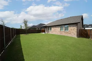 1607 Dove Dr, Princeton, TX 75407 - Photo 2