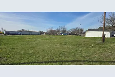 614 N 2nd Street, Sanger, TX 76266 - Photo 6