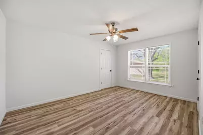 1425 W Lingleville Road, Stephenville, TX 76401 - Photo 20