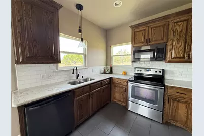 1556 County Road 4764, Boyd, TX 76023 - Photo 14