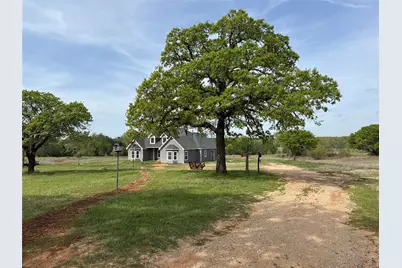 1556 County Road 4764, Boyd, TX 76023 - Photo 4