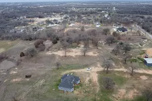 1556 Co Rd 4764, Boyd, TX 76023 - Photo 32