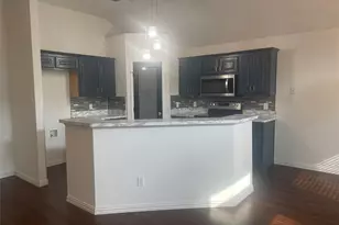 1825 Kingsbrook Trail, Fort Worth, TX 76120 - Photo 6