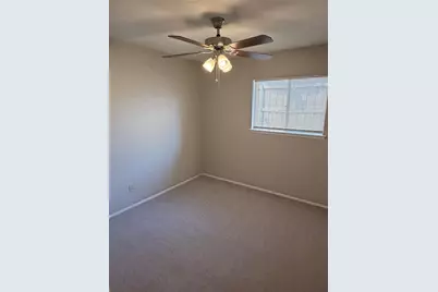 829 Pinoak Drive, Grand Prairie, TX 75052 - Photo 12