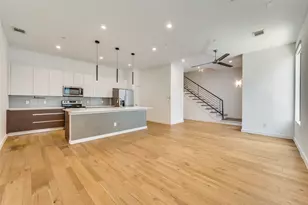 2711 Kimsey Dr, Dallas, TX 75235 - Photo 4