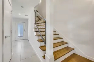 2711 Kimsey Dr, Dallas, TX 75235 - Photo 2