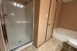 9444 Lipton Ln, Dallas, TX 75217 - Photo 16