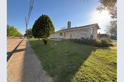 9444 Lipton Lane, Dallas, TX 75217 - Photo 18