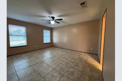 9444 Lipton Lane, Dallas, TX 75217 - Photo 14