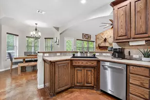 125 Miramar Cir, Weatherford, TX 76085 - Photo 14