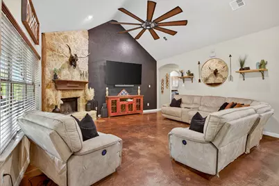 125 Miramar Circle, Weatherford, TX 76085 - Photo 4