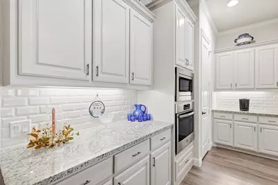 6909 Heather Lane, North Richland Hills, TX 76182 - Photo 16