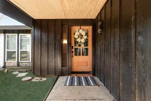 905 Colonial, Cleburne, TX 76033 - Photo 4