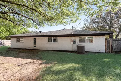 905 Colonial, Cleburne, TX 76033 - Photo 24