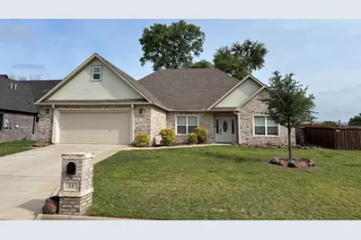 38 Lone Oak Boulevard, Pottsboro, TX 75076 - Photo 1