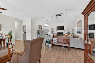 38 Lone Oak Blvd, Pottsboro, TX 75076 - Photo 2