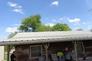 1201 S Bois D Arc St, Grandview, TX 76050 - Photo 2