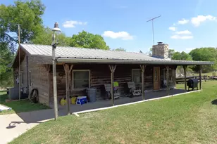 1201 S Bois D Arc St, Grandview, TX 76050 - Photo 1