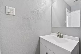 10922 Castolon Dr, Dallas, TX 75228 - Photo 16