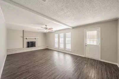 876 Dogwood Trail, Lancaster, TX 75146 - Photo 6