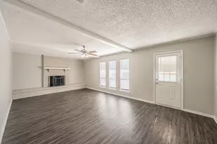 876 Dogwood Trail, Lancaster, TX 75146 - Photo 6