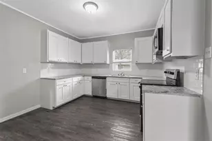 814 N Walnut St, Sherman, TX 75090 - Photo 2