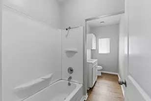 814 N Walnut St, Sherman, TX 75090 - Photo 16